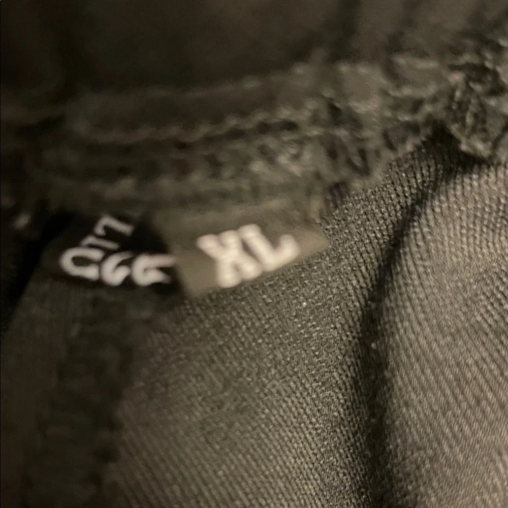 Elegant Black Wide Leg Women's Pants - Picture 3 of 4